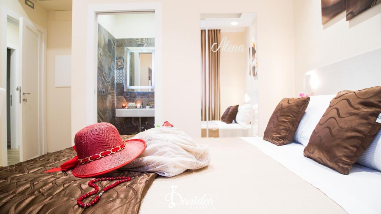トロペーア Residenza Danidea Bed & Breakfast エクステリア 写真